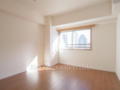 Bedroom ※Photo of the same layout on 19 floor. Decoration and fixture may differ.