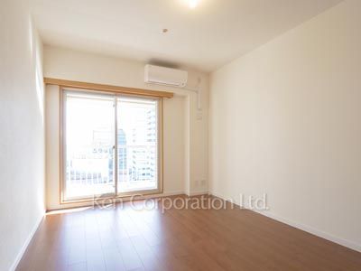 Bedroom ※Photo of the same layout on 19 floor. Decoration and fixture may differ.