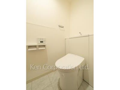 Lavatory