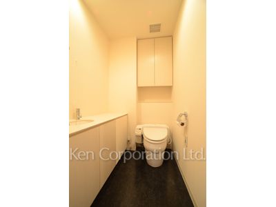 Lavatory