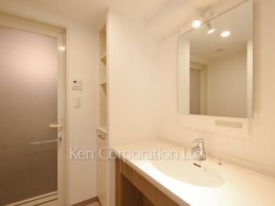 Powder Room