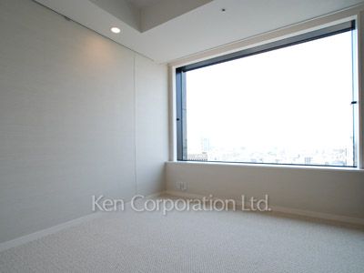Bedroom ※Photo of the same layout on 24 floor. Decoration and fixture may differ.