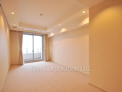 Other Room ※Photo of the same layout on 47 floor. Decoration and fixture may differ.