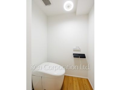Lavatory