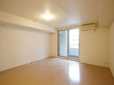 Living-Dining ※Photo of the same layout on 3 floor. Decoration and fixture may differ.