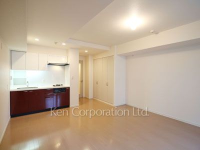 Living-Dining ※Photo of the same layout on 3 floor. Decoration and fixture may differ.