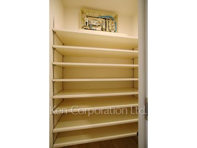 Closet ※Photo of the same layout on 11 floor. Decoration and fixture may differ.