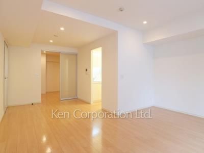 Living-Dining ※Photo of the same layout on 3 floor. Decoration and fixture may differ.
