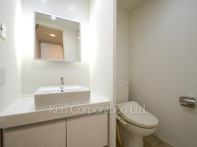 Powder Room