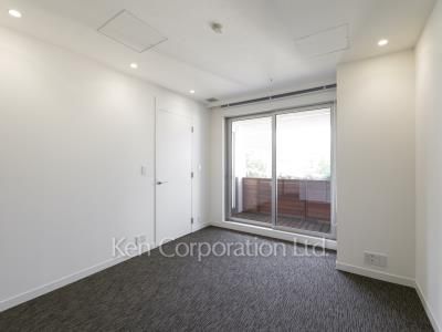 Bedroom ※Photo of the same layout on 6 floor. Decoration and fixture may differ.