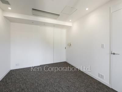 Bedroom ※Photo of the same layout on 6 floor. Decoration and fixture may differ.