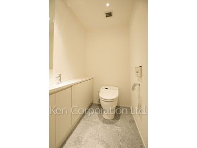 Lavatory