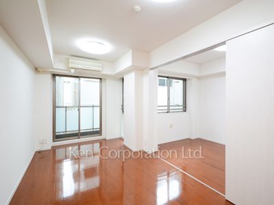 Living-Dining ※Photo of the same layout on 3 floor. Decoration and fixture may differ.
