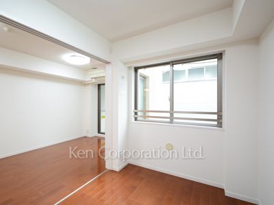 Bedroom ※Photo of the same layout on 3 floor. Decoration and fixture may differ.