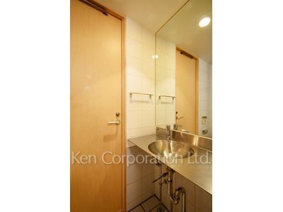 Powder Room