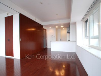 Living-Dining ※Photo of the same layout on 7 floor. Decoration and fixture may differ.