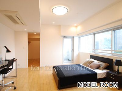 Bedroom ※Photo of the same layout on 14 floor. Decoration and fixture may differ.
