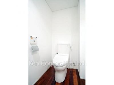 Lavatory