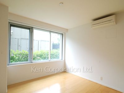 Other Room ※Photo of the same layout on 1 floor. Decoration and fixture may differ.