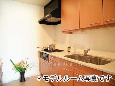 Kitchen ※Photo of the same layout on 24 floor. Decoration and fixture may differ.