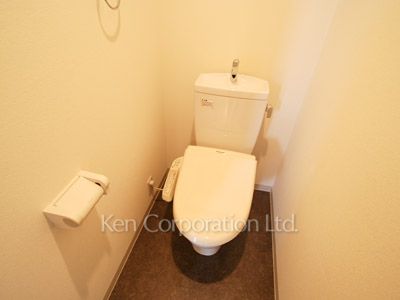 Lavatory ※Photo of the same layout on 21 floor. Decoration and fixture may differ.