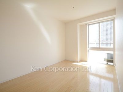 Bedroom ※Photo of the same layout on 16 floor. Decoration and fixture may differ.
