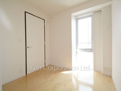 Bedroom ※Photo of the same layout on 16 floor. Decoration and fixture may differ.