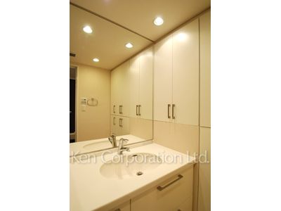 Powder Room