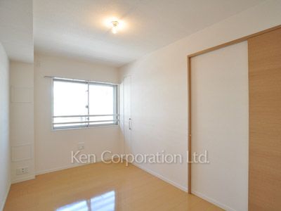 Other Room ※Photo of the same layout on 8 floor. Decoration and fixture may differ.