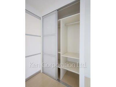 Closet ※Photo of the same layout on 6 floor. Decoration and fixture may differ.