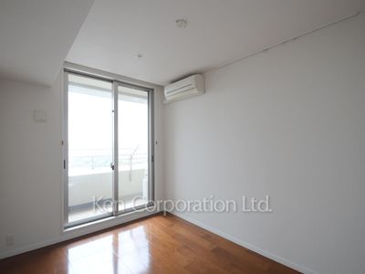 Bedroom ※Photo of the same layout on 12 floor. Decoration and fixture may differ.