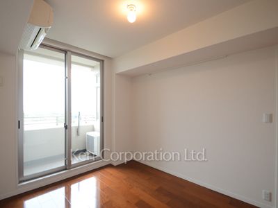 Bedroom ※Photo of the same layout on 10 floor. Decoration and fixture may differ.