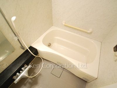 Bath ※Photo of the same layout on 2 floor. Decoration and fixture may differ.