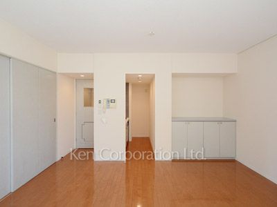 Living-Dining ※Photo of the same layout on 2 floor. Decoration and fixture may differ.