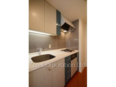 Kitchen ※Photo of the same layout on 2 floor. Decoration and fixture may differ.