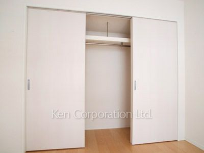 Walk-In Closet ※Photo of the same layout on 6 floor. Decoration and fixture may differ.