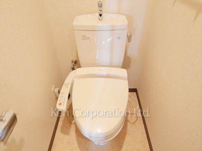 Lavatory ※Photo of the same layout on 5 floor. Decoration and fixture may differ.