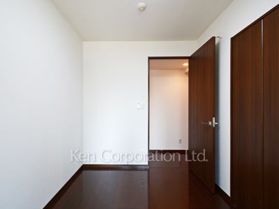 Bedroom ※Photo of the same layout on 10 floor. Decoration and fixture may differ.