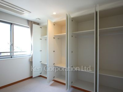 Closet ※Photo of the same layout on 3 floor. Decoration and fixture may differ.