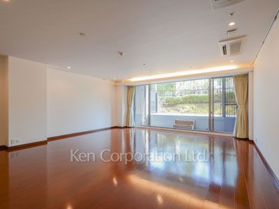 Living-Dining ※Photo of the same layout on 1 floor. Decoration and fixture may differ.