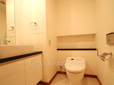 Lavatory