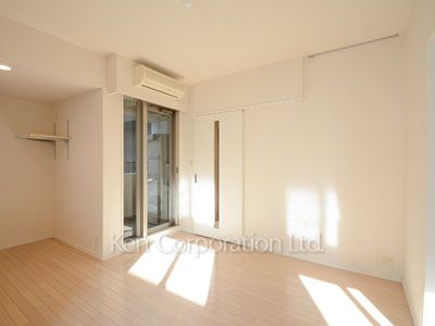 Living-Dining ※Photo of the same layout on 2 floor. Decoration and fixture may differ.