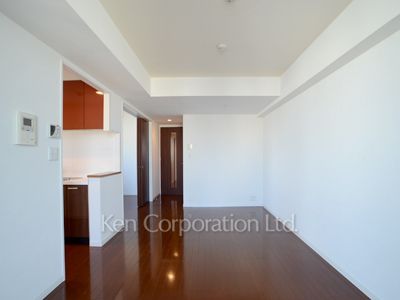 Living-Dining ※Photo of the same layout on 10 floor. Decoration and fixture may differ.