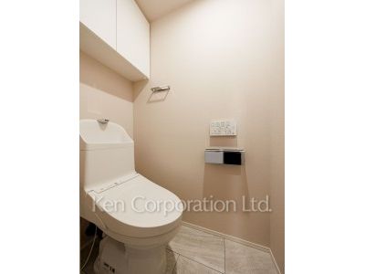 Lavatory