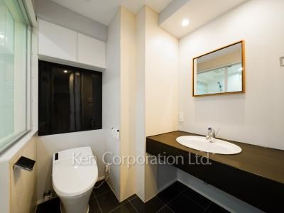 Powder Room