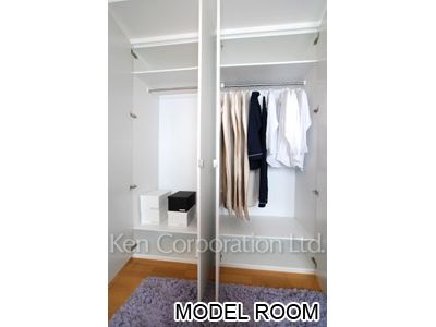 Closet ※Photo of the same layout on 12 floor. Decoration and fixture may differ.