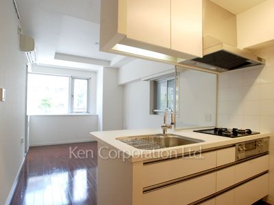 Living-Dining ※Photo of the same layout on 2 floor. Decoration and fixture may differ.