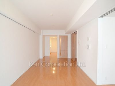 Living-Dining ※Photo of the same layout on 7 floor. Decoration and fixture may differ.