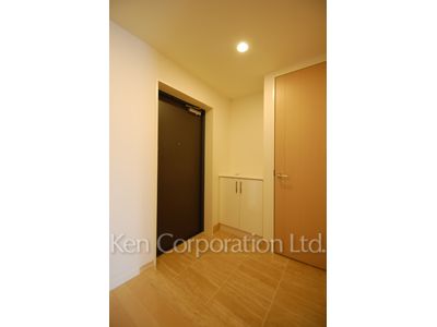 Entrance ※Photo of the same layout on 3 floor. Decoration and fixture may differ.