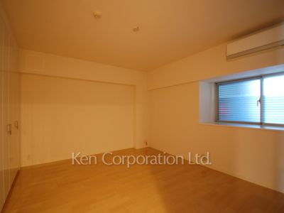Bedroom ※Photo of the same layout on 3 floor. Decoration and fixture may differ.